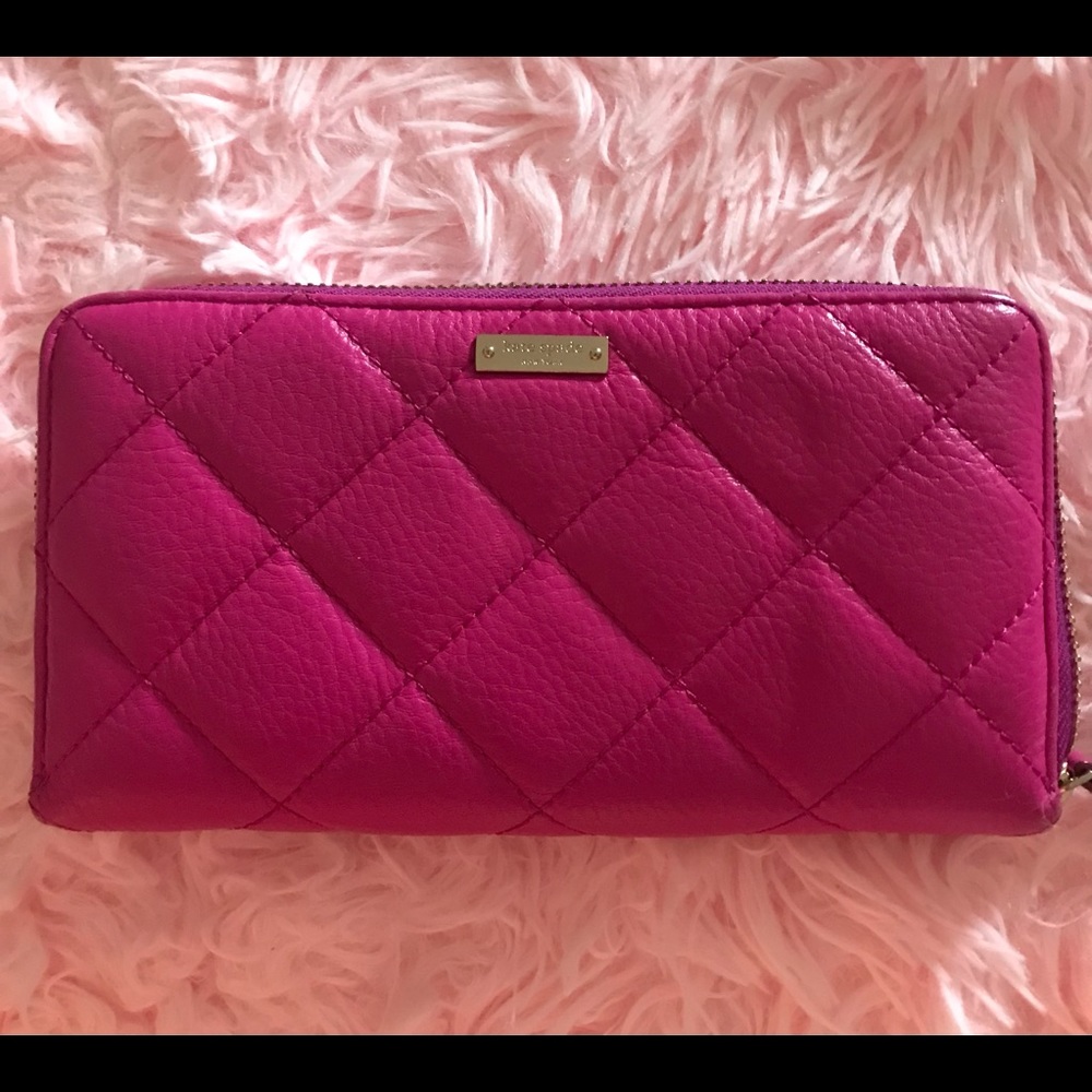 ♠️ Kate Spade Gold Coast Nisha genuine leather Fuchsia quilted wallet large
